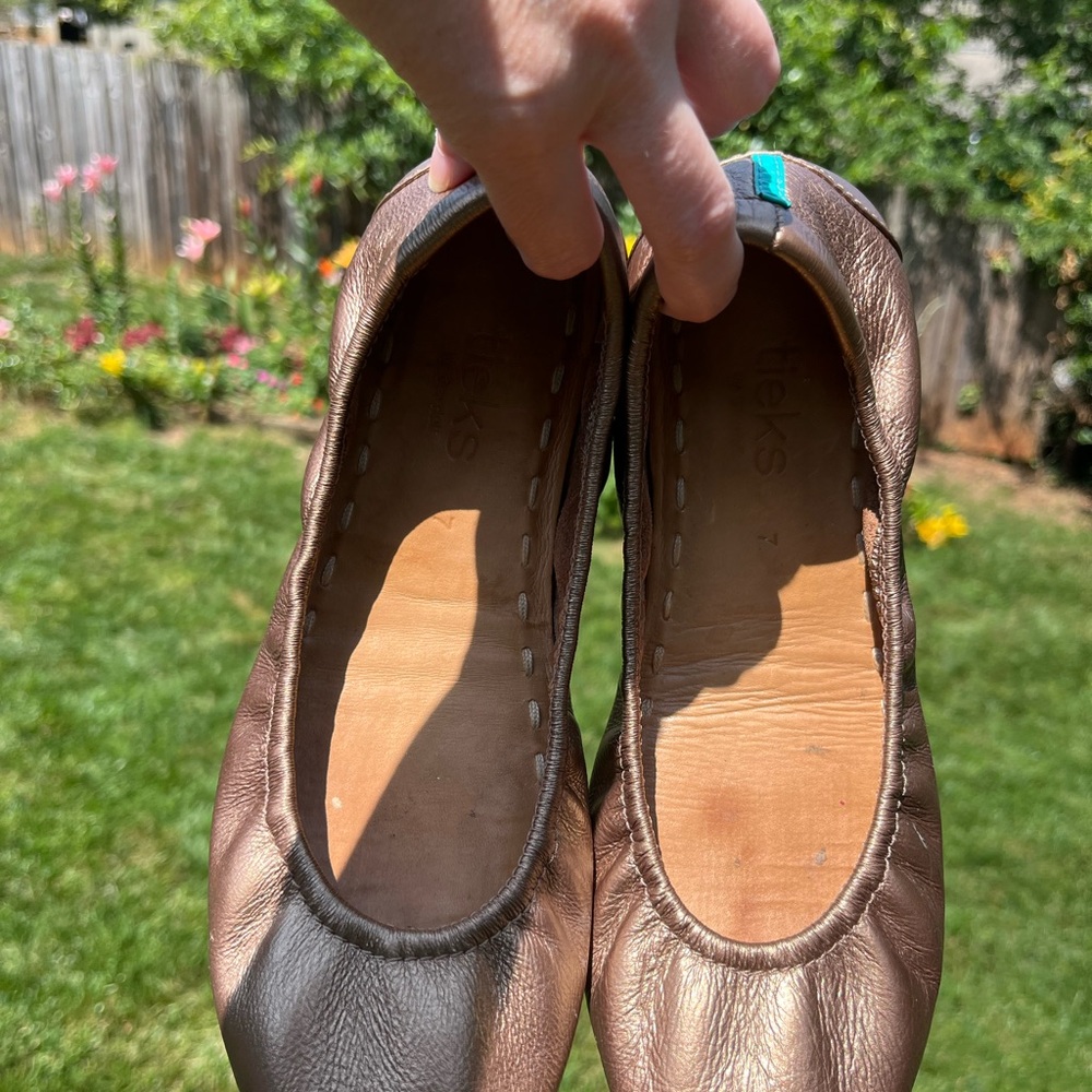 Metallic bronze Tieks size 7